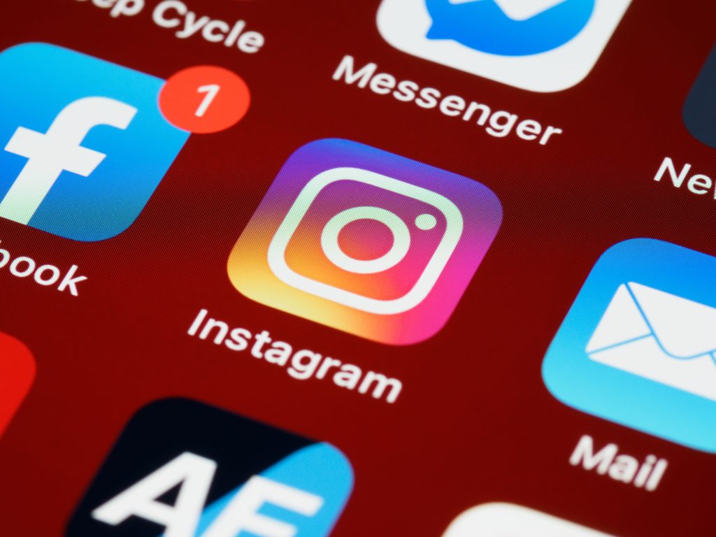 I went from 200 vows to 14,000 views in 90 days on Instagram—Here’s How